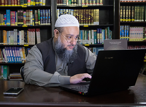 Shaykh Jahangir Mahmud speaking